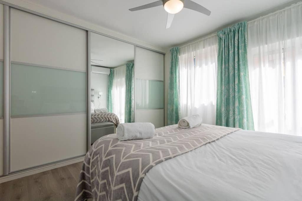 Triana Maestro Deluxe By Valcambre Apartment เซบีญา ภายนอก รูปภาพ