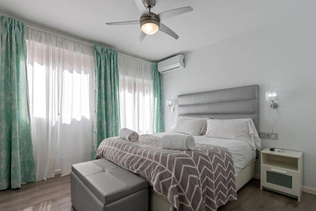 Triana Maestro Deluxe By Valcambre Apartment เซบีญา ภายนอก รูปภาพ