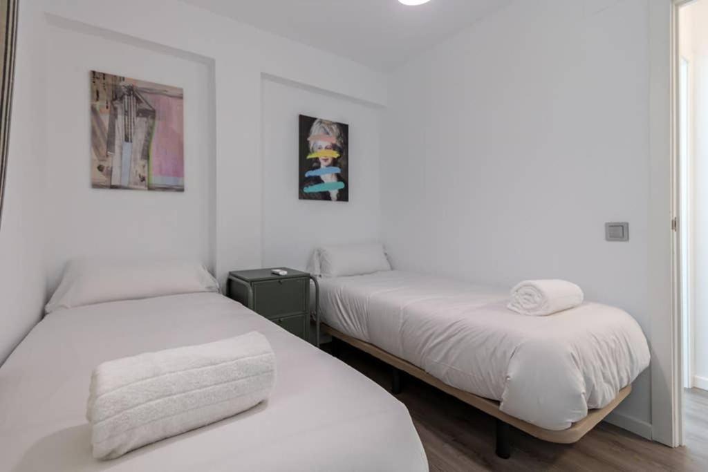 Triana Maestro Deluxe By Valcambre Apartment เซบีญา ภายนอก รูปภาพ